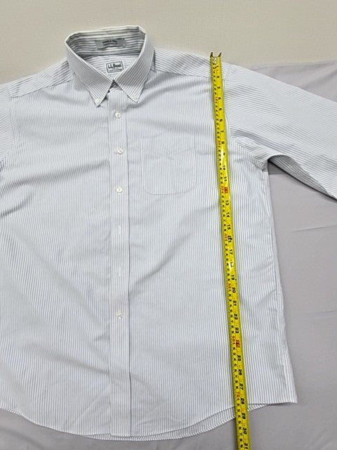 L.L.Bean Men's Light Blue Oxford Shirt Size XL Long Sleeve Wrinkle Free
