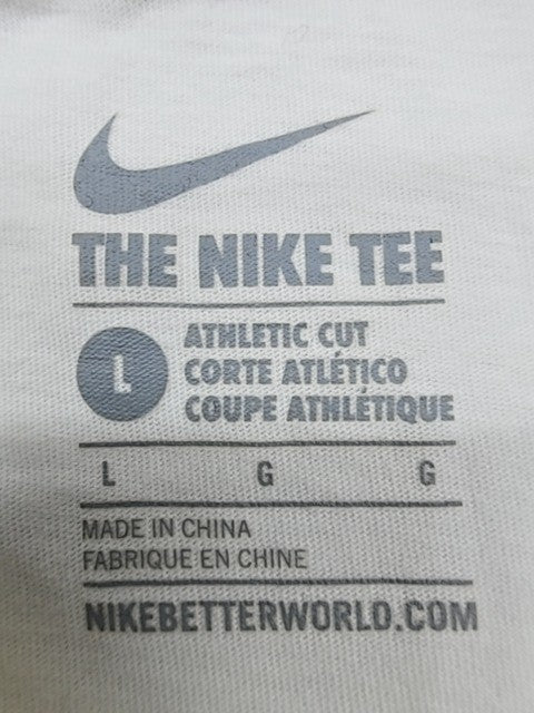 Nike Kerwin Frost Cat White Athletic L Short Sleeve T-Shirt Cotton