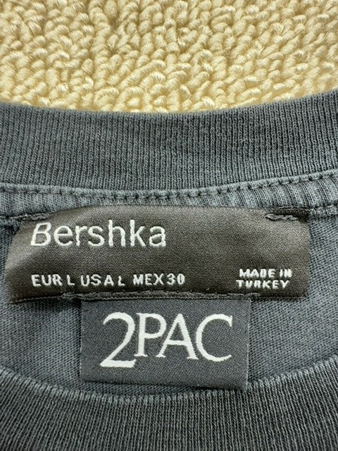 Bershka Men Black T-Shirt size L product image 4