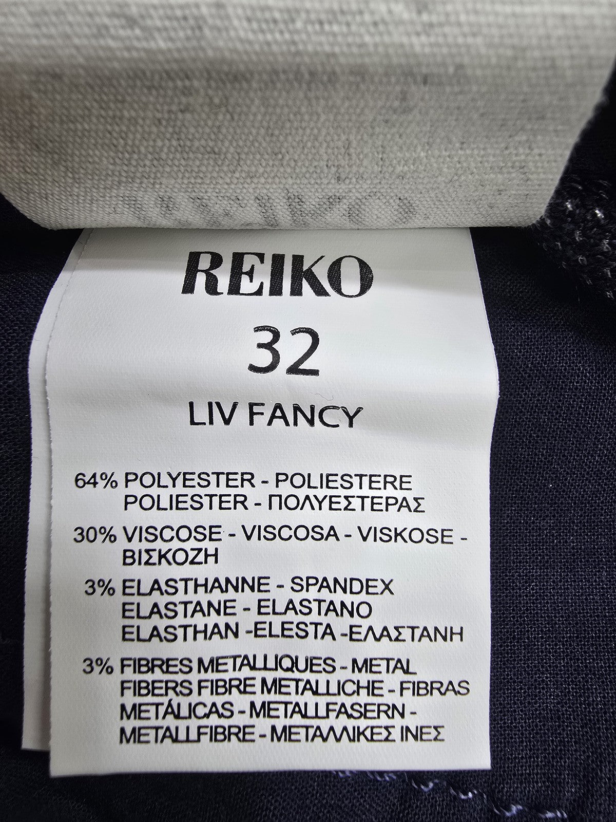 Reiko Liv Fancy Women's Navy Slim Straight Pants Sz 32 Stretch NWT