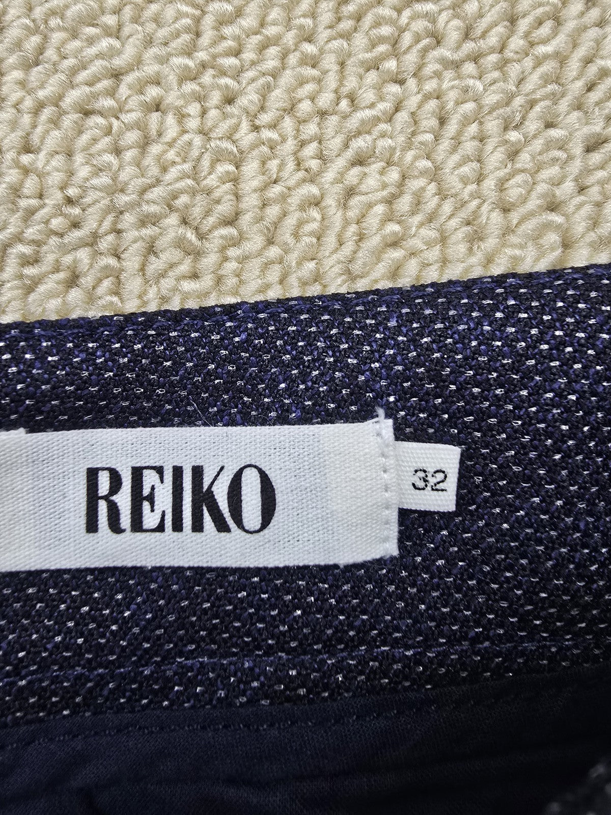 Reiko Liv Fancy Women's Navy Slim Straight Pants Sz 32 Stretch NWT
