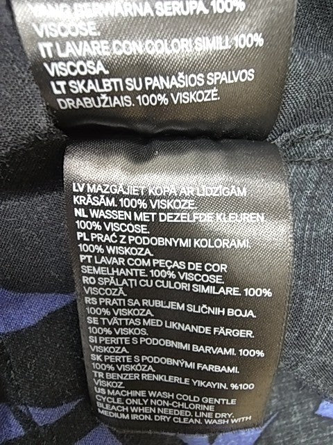 H&M Men Black Shirt size M product image 6