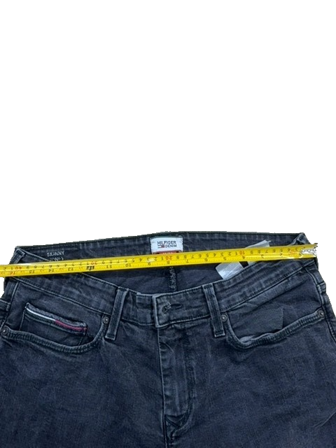 Tommy Hilfiger Men's Dark Blue Straight Leg Jeans Size 32x30