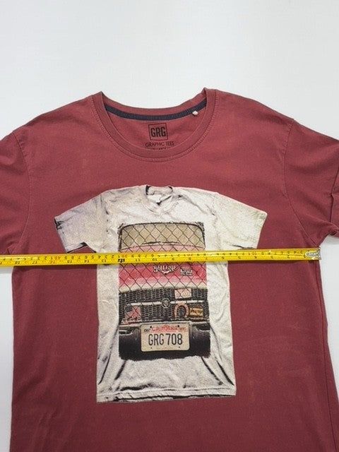 Graphic Tees Boys Maroon Graphic T-Shirt Size L Crew Neck Cotton Jersey