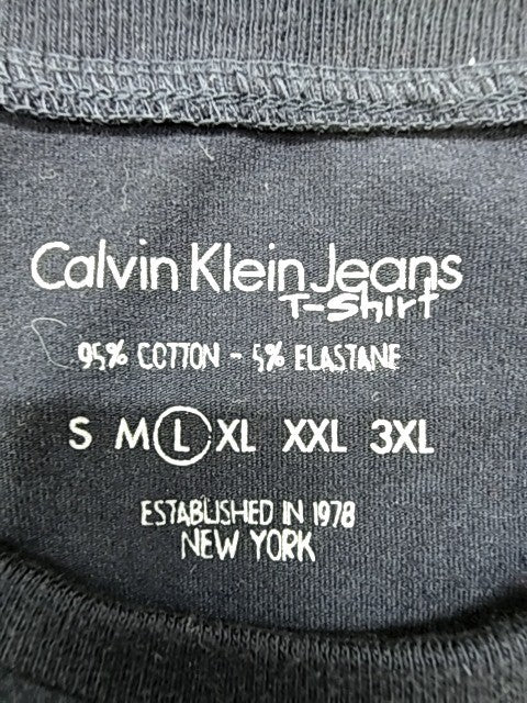 Calvin Klein Jeans Men Black T-Shirt size L product image 3
