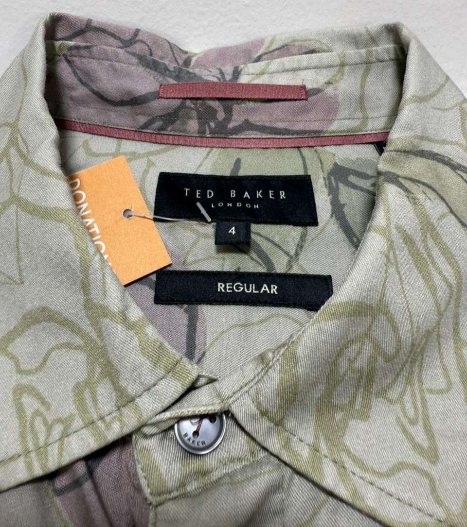 Ted Baker Men's Green Bobbio Long Sleeve Floral Print Shirt |Size:L