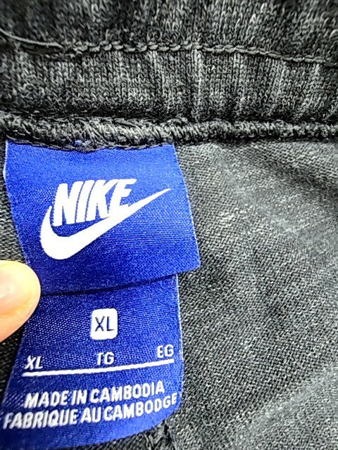 Nike Men's Grey Joggers Sweatpants XL Tapered Drawstring