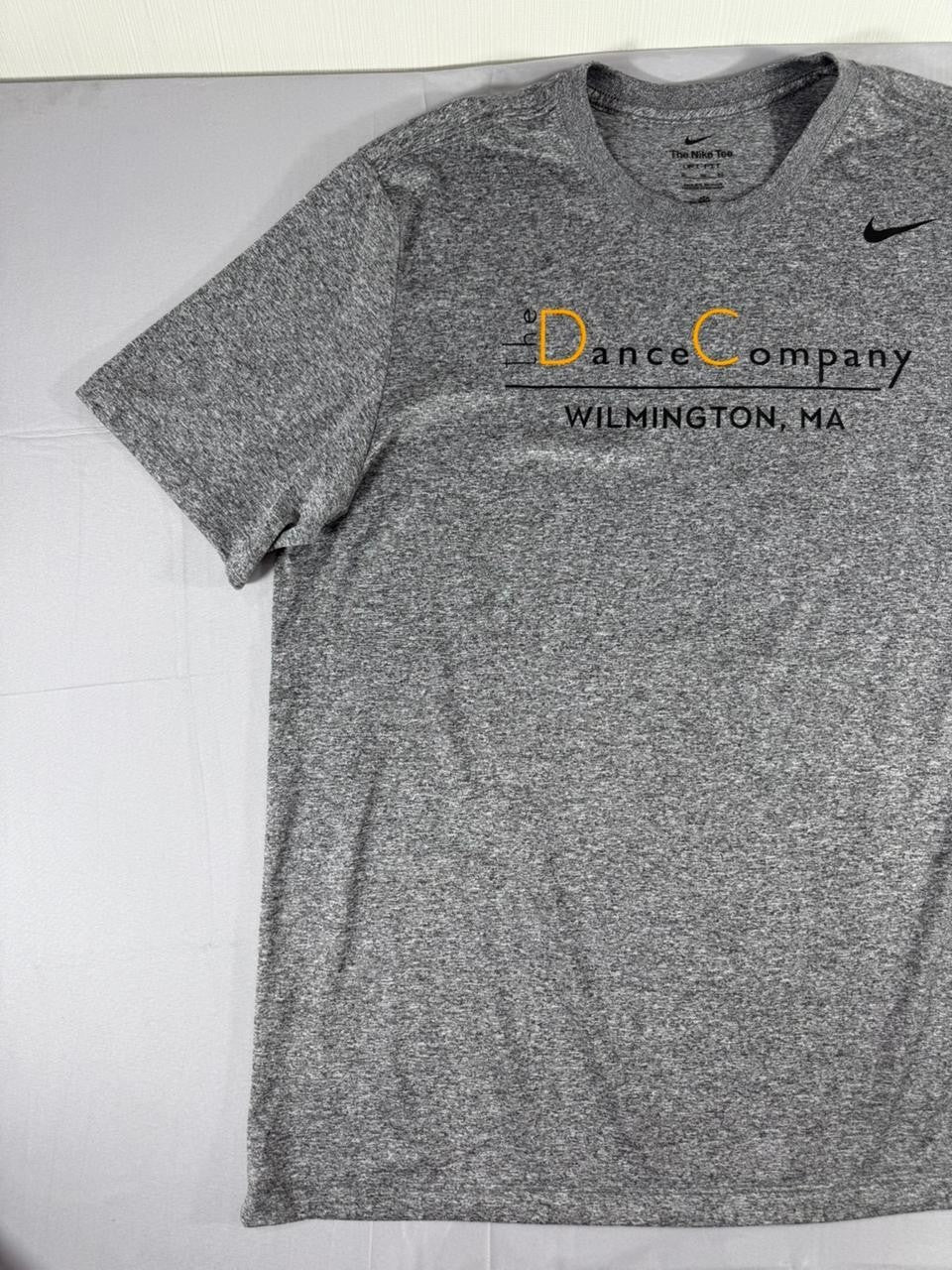 Nike Dri-FIT The Nike Tee Men's XL Gray Dance Company Wilmington MA T-Shirt