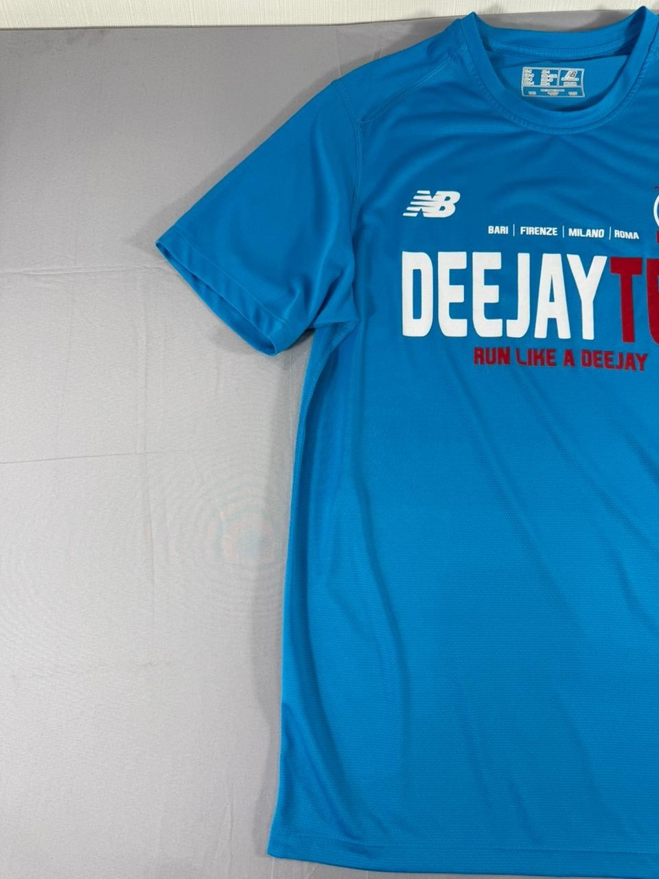 New Balance DEEJAY TEN Running T-Shirt Men's Medium Blue Athletic Tee
