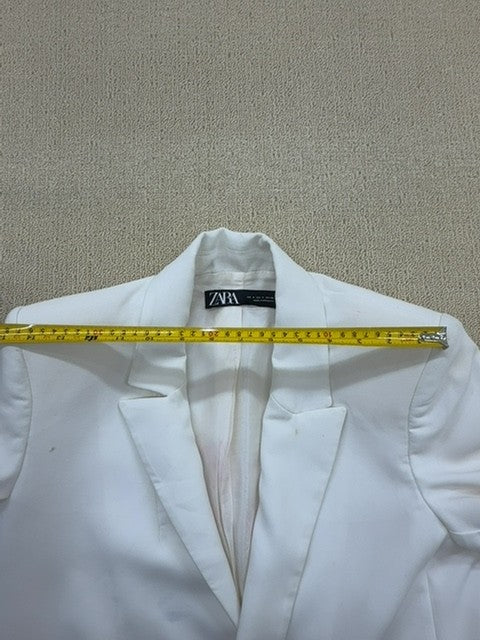 Zara Women's White Oversized Tailored Blazer Size S Shoulder Pads Gold Buttons