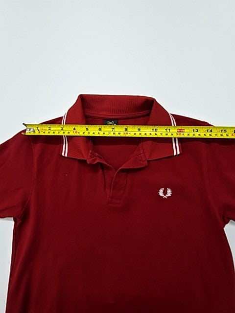 Fred Perry Mens Red Polo Shirt Laurel Logo Pique Size M Condition