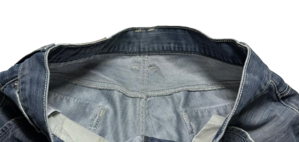 Men's Levi Strauss Light Wash Slim Straight Denim Jeans, Zip Pockets, Size 31