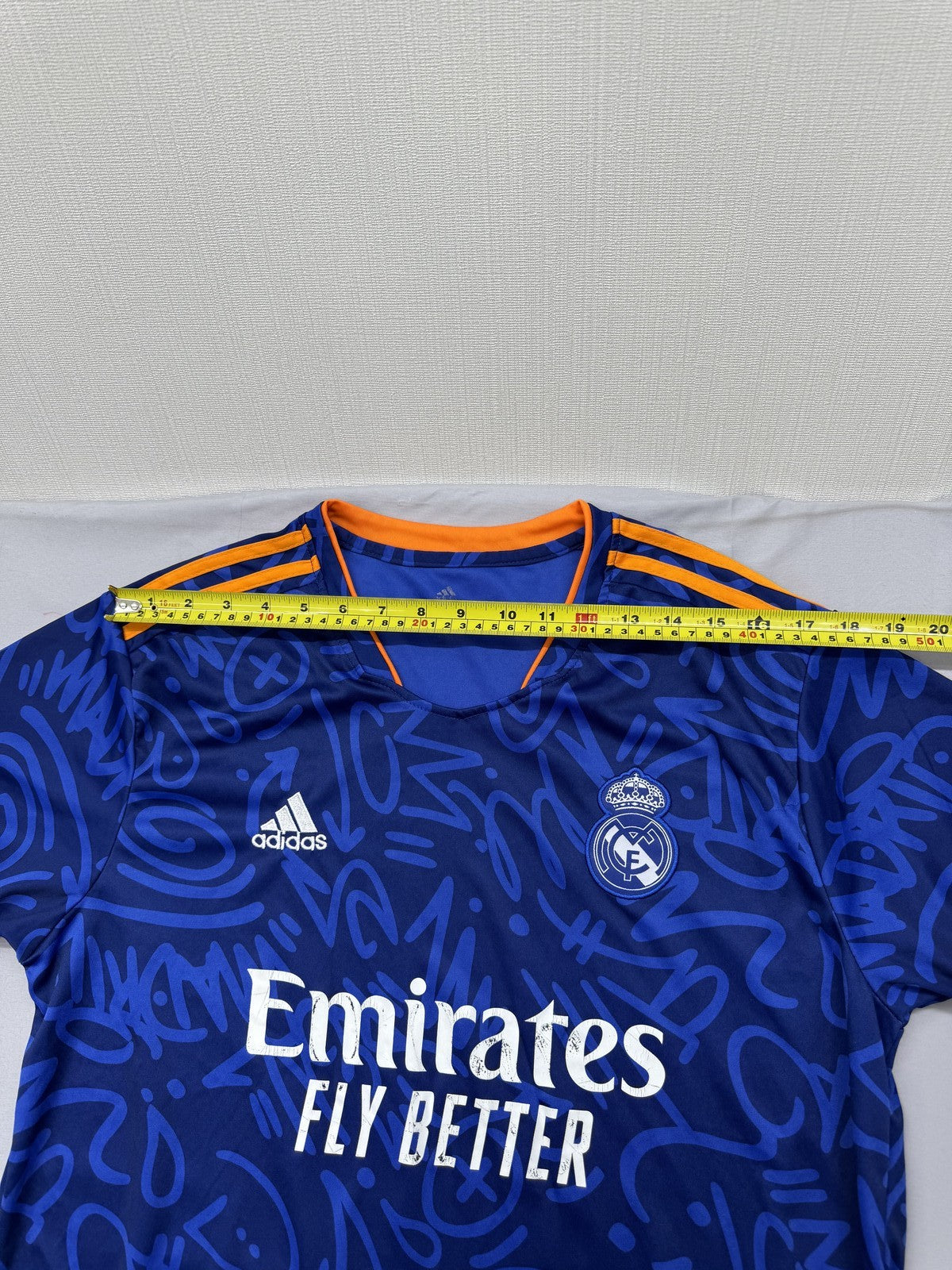 Adidas Real Madrid Graffiti Jersey XL Victory Blue 2021 PRIMEGREEN