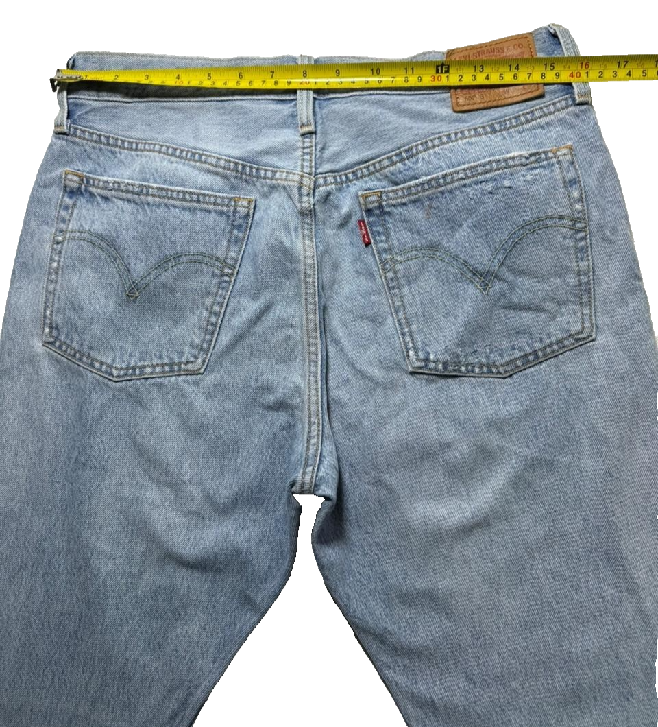 Levi Strauss & Co Men's Light Blue Vintage Denim Jeans Straight Leg Size 30