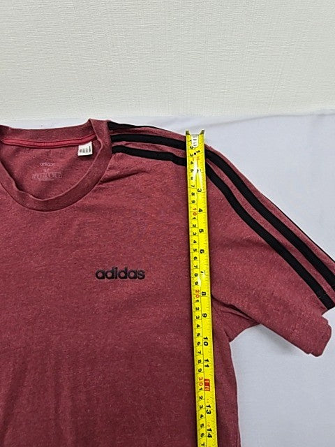 Adidas Men's Burgundy 3 Stripes T-Shirt M Short Sleeve Crew Regular