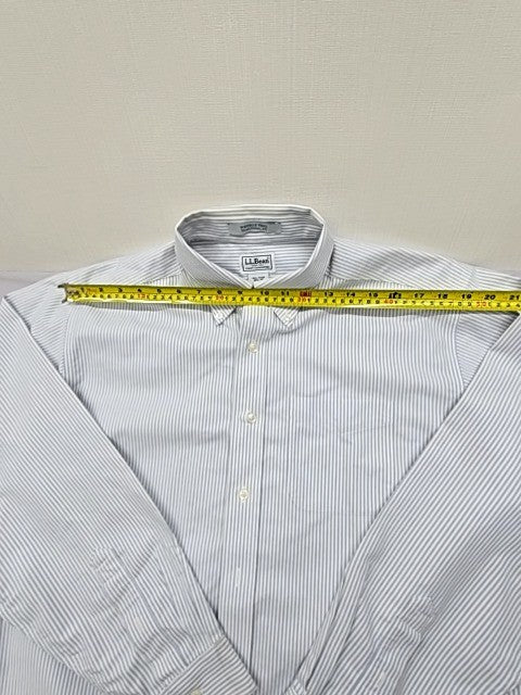 L.L.Bean Men's Light Blue Oxford Shirt Size XL Long Sleeve Wrinkle Free