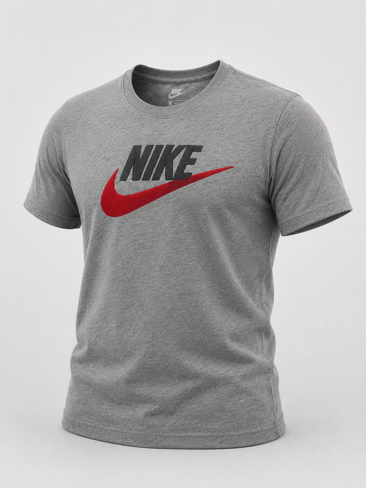 Nike Boys Gray T-Shirt size S product image 2