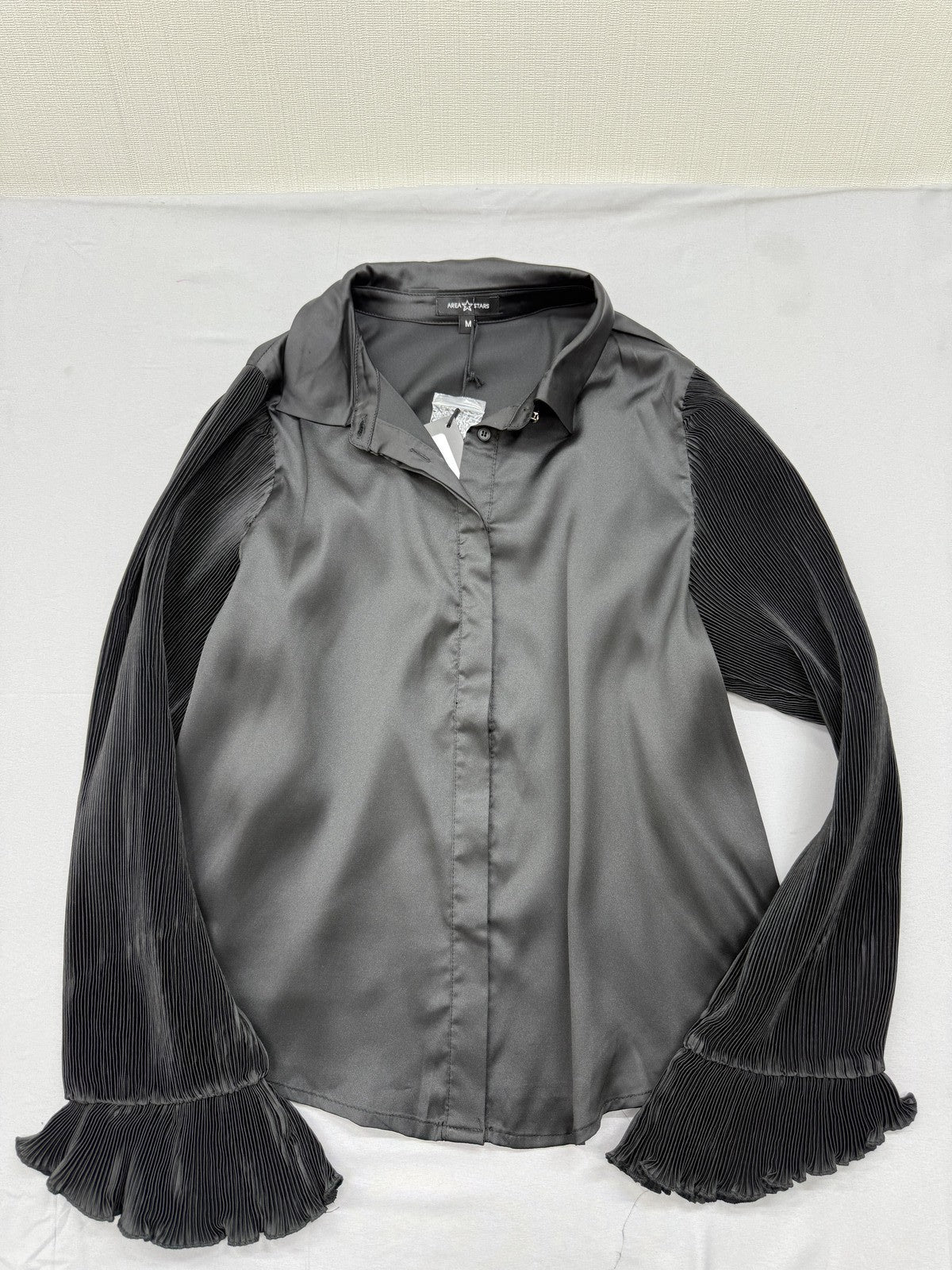 Area Stars Black Pleated Button Down Long Sleeve Blouse M
