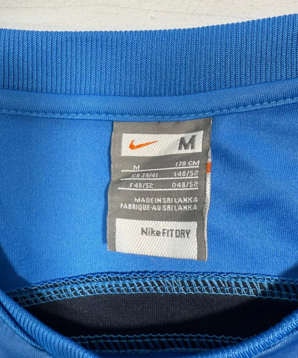Nike Men's Blue Gradient Short-Sleeve Athletic T-Shirt - Size M