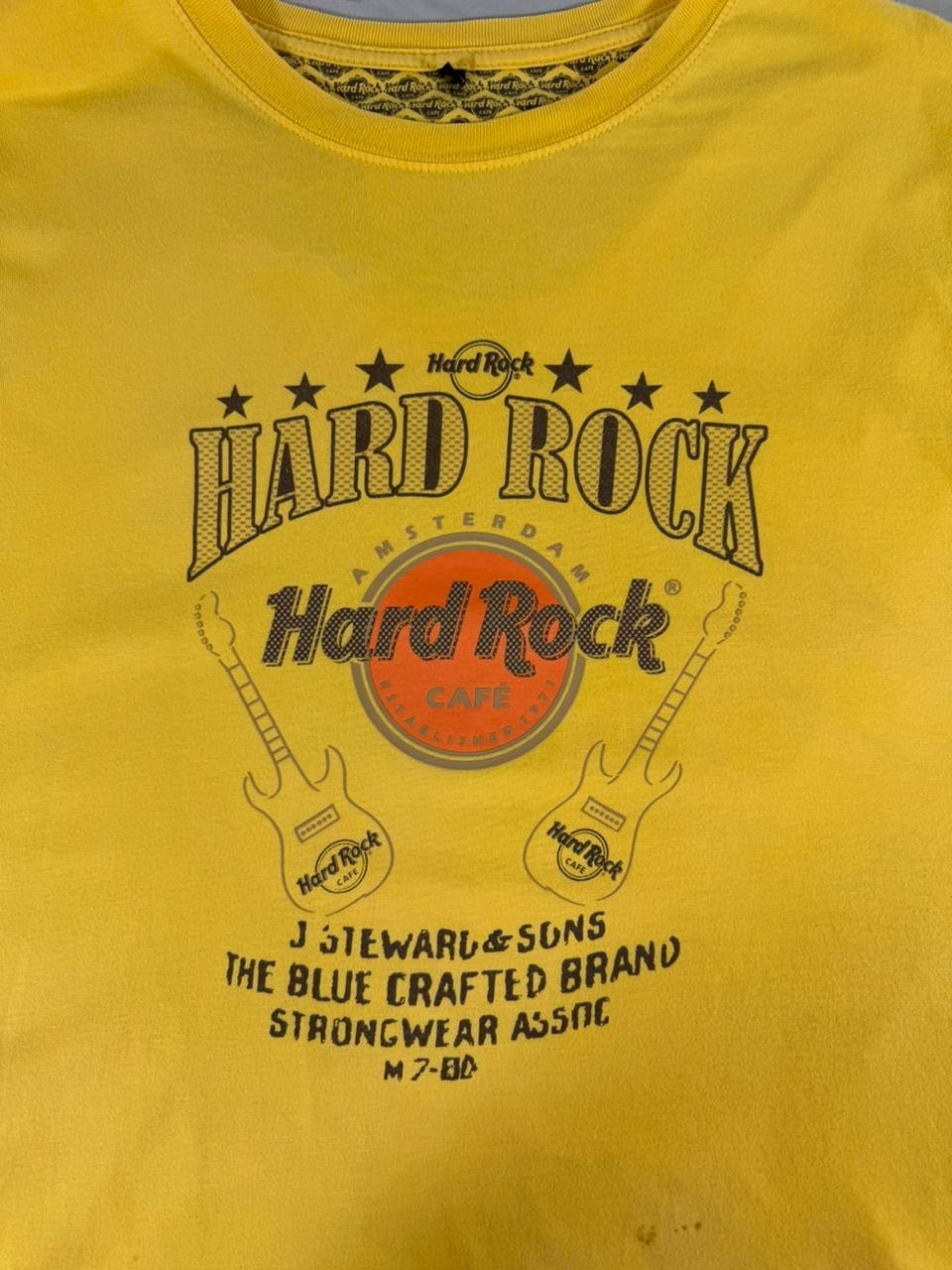 Hard Rock Cafe Amsterdam Men's Yellow Graphic T-Shirt Size M