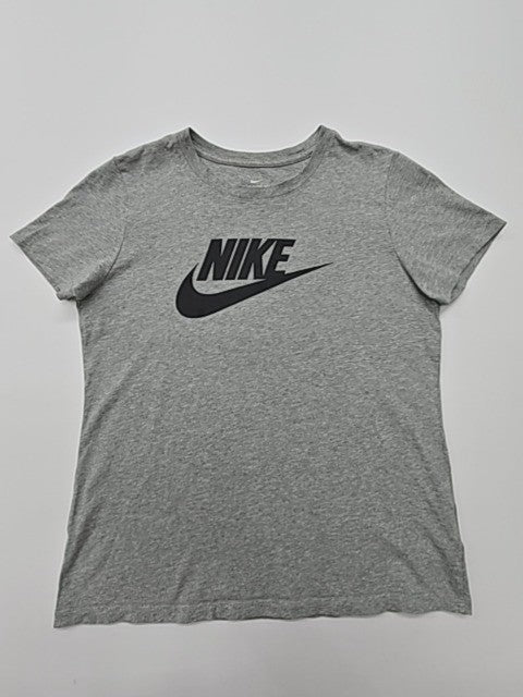 Nike Boys Gray T-Shirt size M product image 1