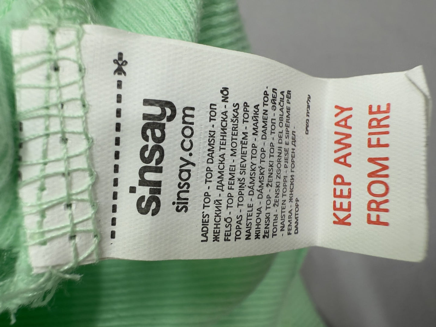 Sinsay Women's Lime Green Sleeveless Tank Top Size L Knit