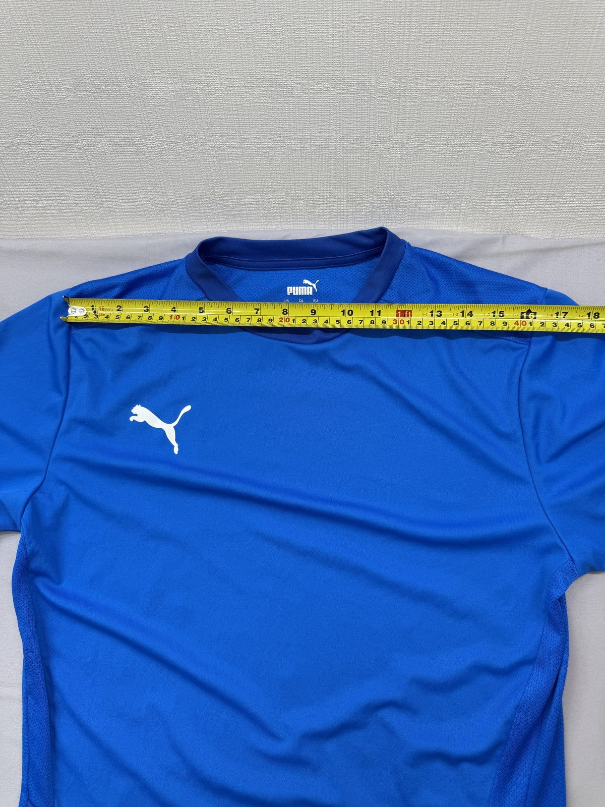 Puma Men's Blue Soccer Jersey L Short Sleeve Crewneck 704710-02