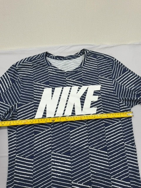 Nike Women's Navy Blue White Striped T-Shirt Size M Relaxed Fit