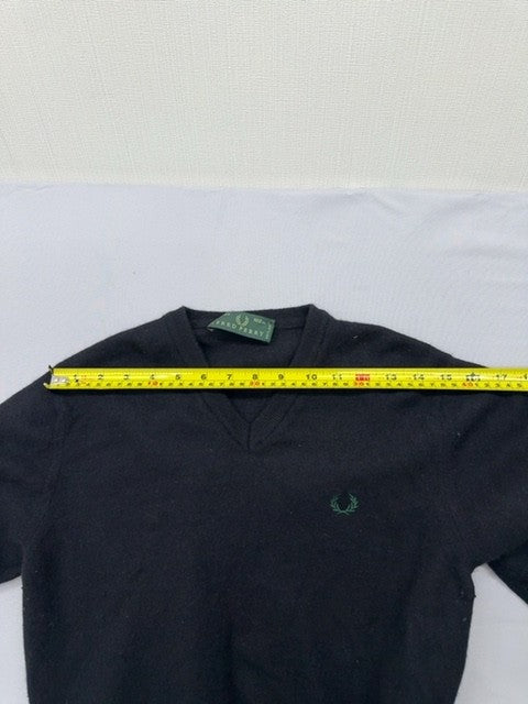 Fred Perry Grey V-Neck Wool Blend Sweater Size 46 Men Laurel Logo Italy