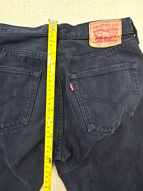 Levi's 501 Men's 32x32 Dark Indigo Vintage Button Fly Denim Jeans