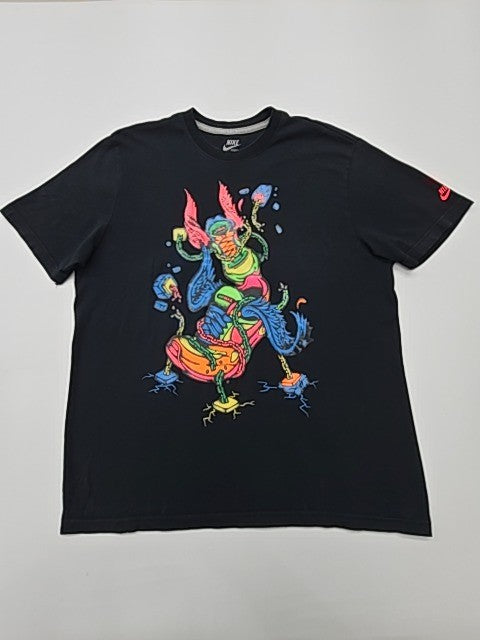 Nike Boys Black T-Shirt size XL product image 1
