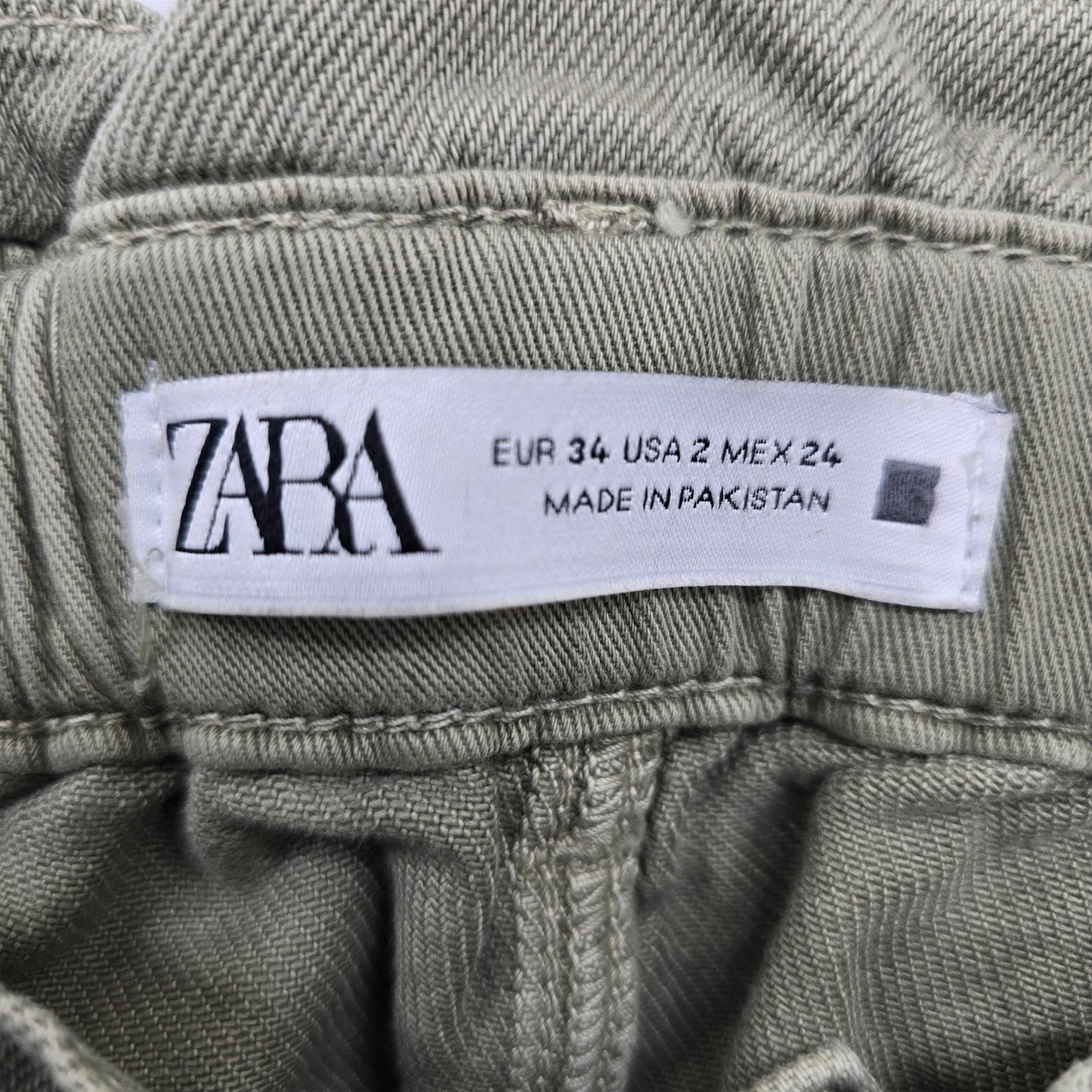 Zara Women Green Pants size 2 product image 3