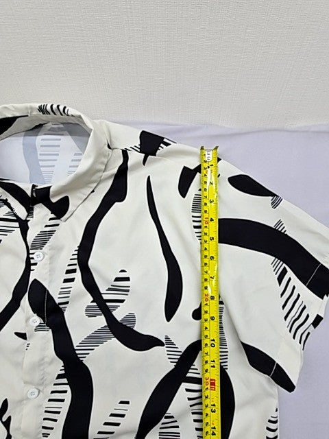 SHEIN Unisex Black White Striped Short Sleeve Button Shirt XXL