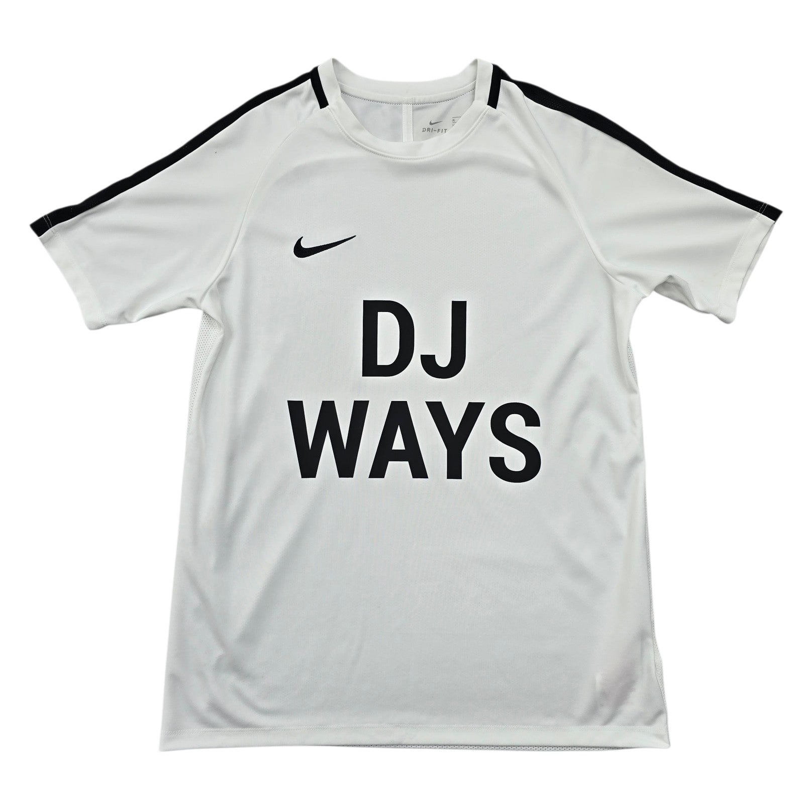 Nike Kids White Jersey size XL product image 1