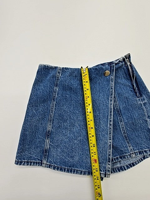 Stradivarius Women Blue Shorts size 6 product image 5