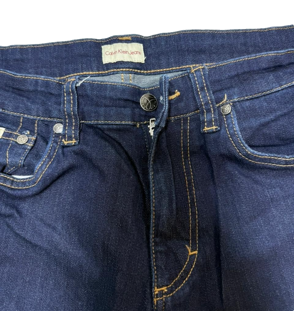 Calvin Klein Women's Straight Denim Jeans Size 33 Classic Fit