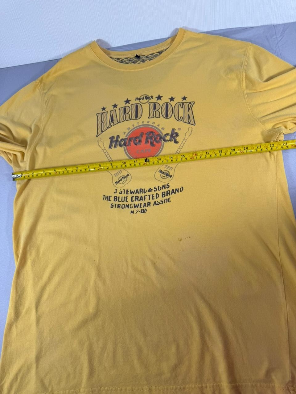 Hard Rock Cafe Amsterdam Men's Yellow Graphic T-Shirt Size M