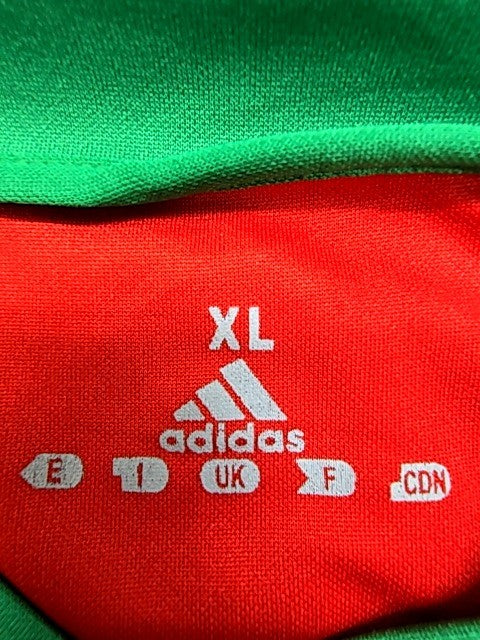 Adidas Men's Red Crewneck Jersey XL Short Sleeve Polyester