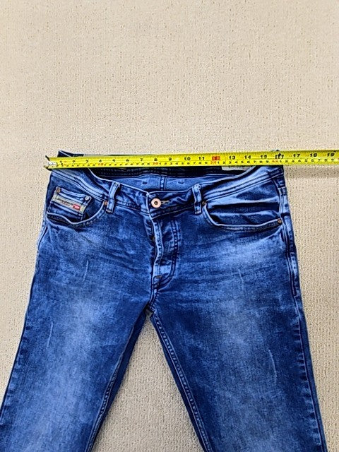 Diesel Men's Straight Blue Jeans 34x34 Italy Made Five Pocket