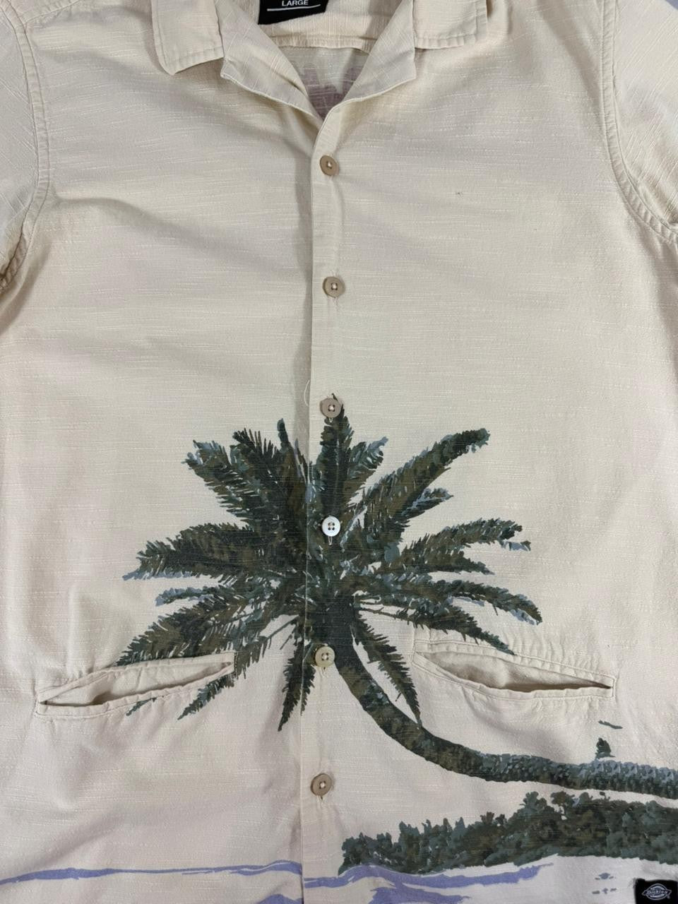 Dickies Men's Large Beige Tropical Palm Print Short Sleeve Button-Up Shirt 100%