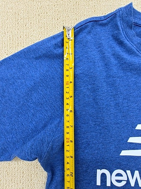 New Balance Men's Blue Crewneck Short Sleeve T-Shirt M