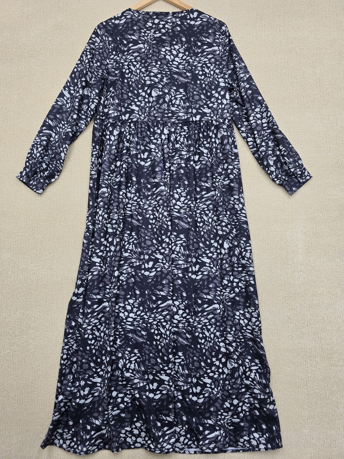 Bebe Multicolor Animal Print Long Sleeve Maxi Dress L