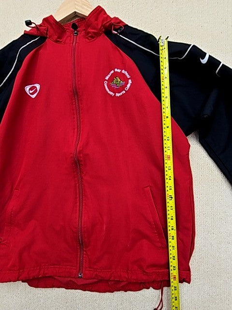 Nike Men's Red Hooded Jacket M Zipper Long Sleeve Sportswear Nylon