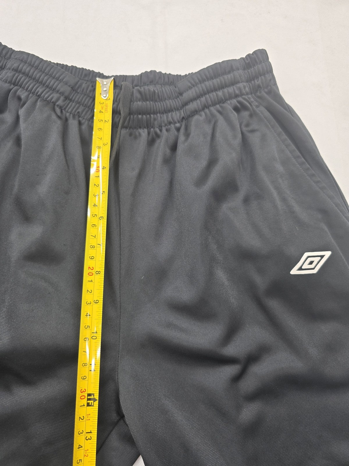 Umbro Men's Black Track Pants L Regular Fit Drawstring Tapered