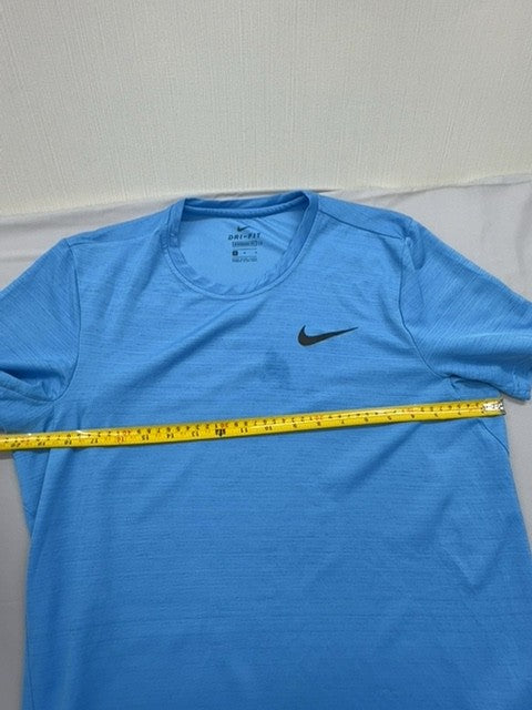 Nike Men's Dri-FIT Blue T-Shirt Size M Short Sleeve Crew Neck