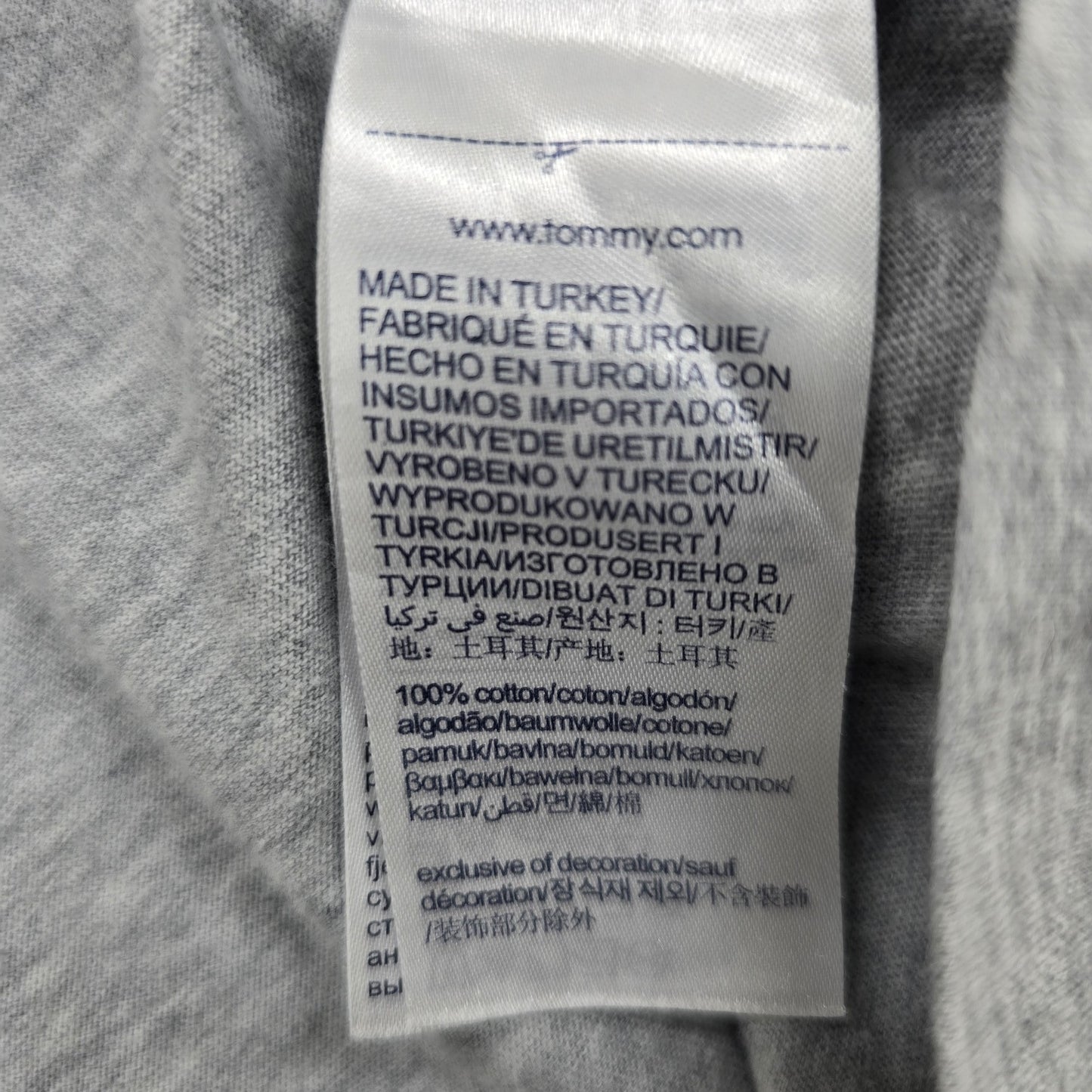 Tommy Hilfiger Men Gray T-Shirt size M product image 4