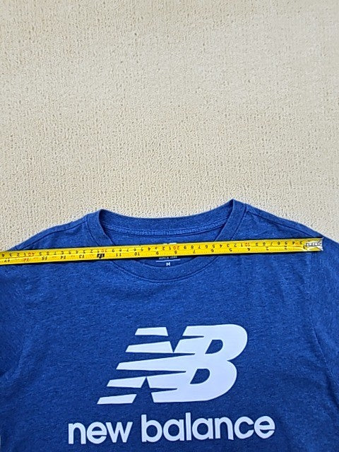 New Balance Men's Blue Crewneck Short Sleeve T-Shirt M