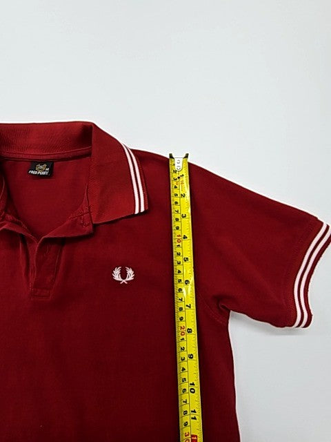 Fred Perry Mens Red Polo Shirt Laurel Logo Pique Size M Condition