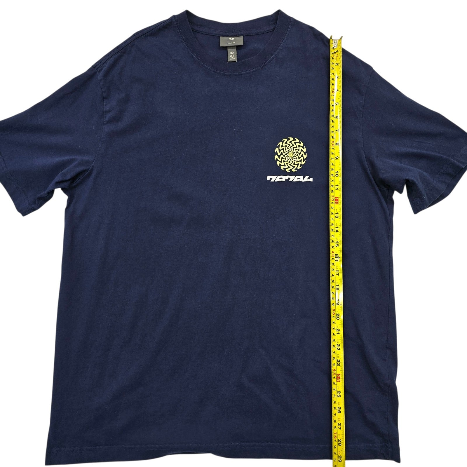 H&M Men Navy T-Shirt size XL product image 8