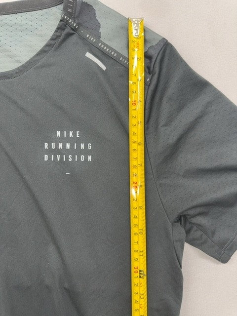 Nike Men Black Shirt size L product image 7